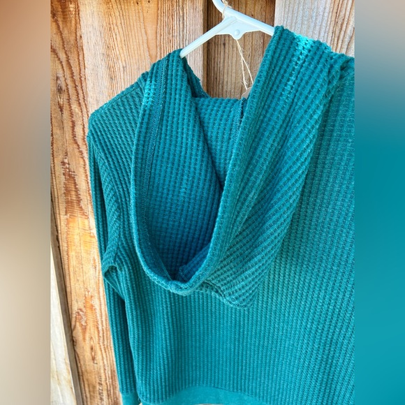 Cat & Jack waffle knit hoodie with kangaroo 🦘 pocket teal size 8 girls - Picture 5 of 7